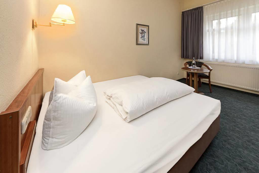 Pescheks Hotel Luisenhohe-Mein Hotel In Walsrode Esterno foto